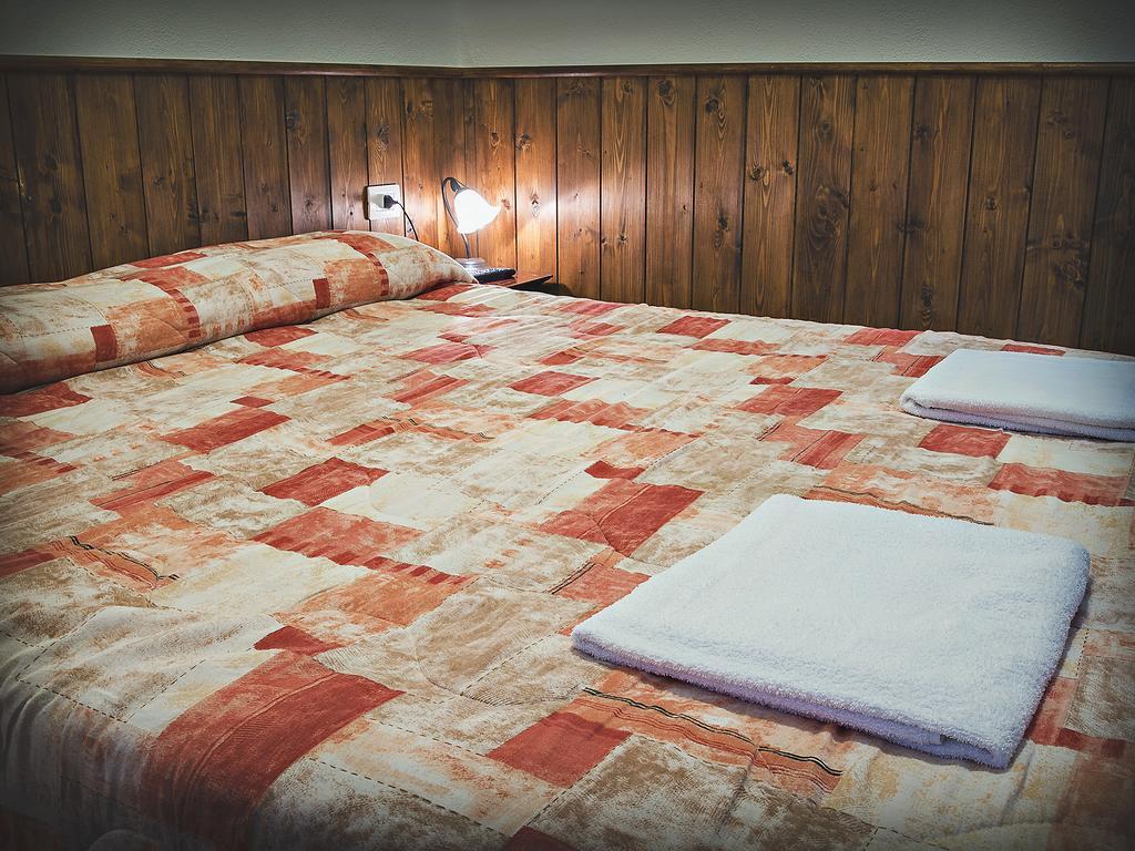 Bed&Breakfast Ichnos Cala Gonone Zimmer foto
